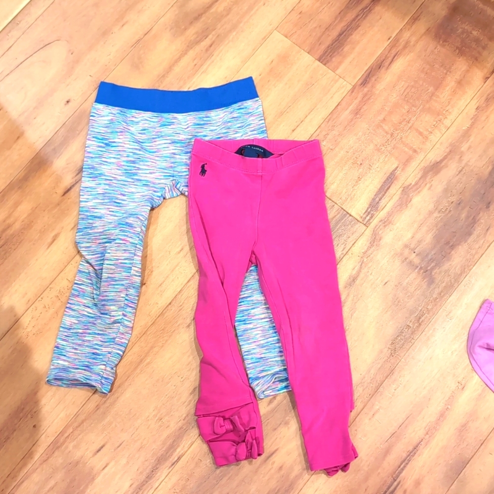 2 pair lot of 4T Capri or cropped kids leggings
